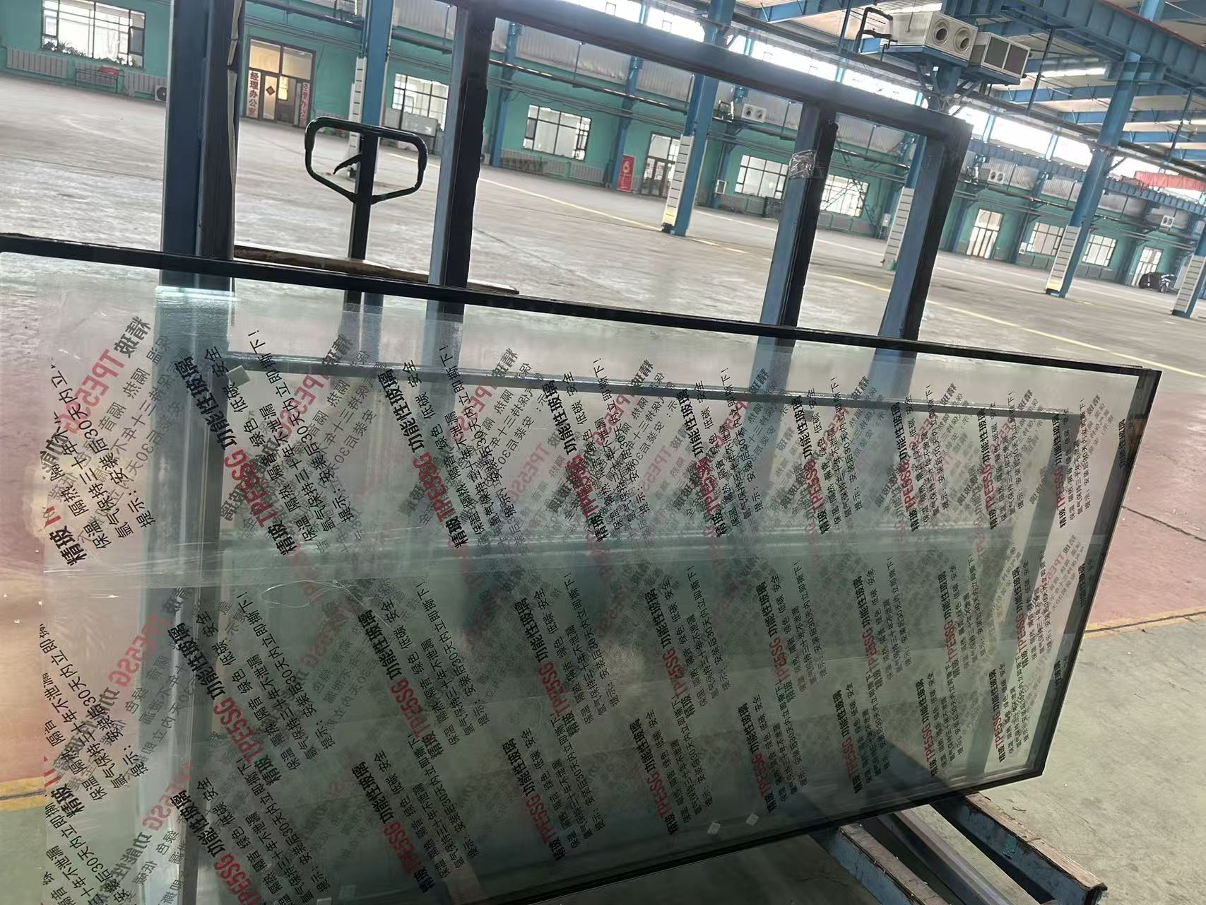 临沧市玻璃源头工厂彩轴玻璃 - 方案